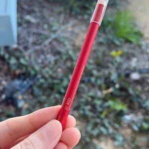 Estee Lauder 07 RED Double Wear Stay In Place Lip Pencil, Full Size